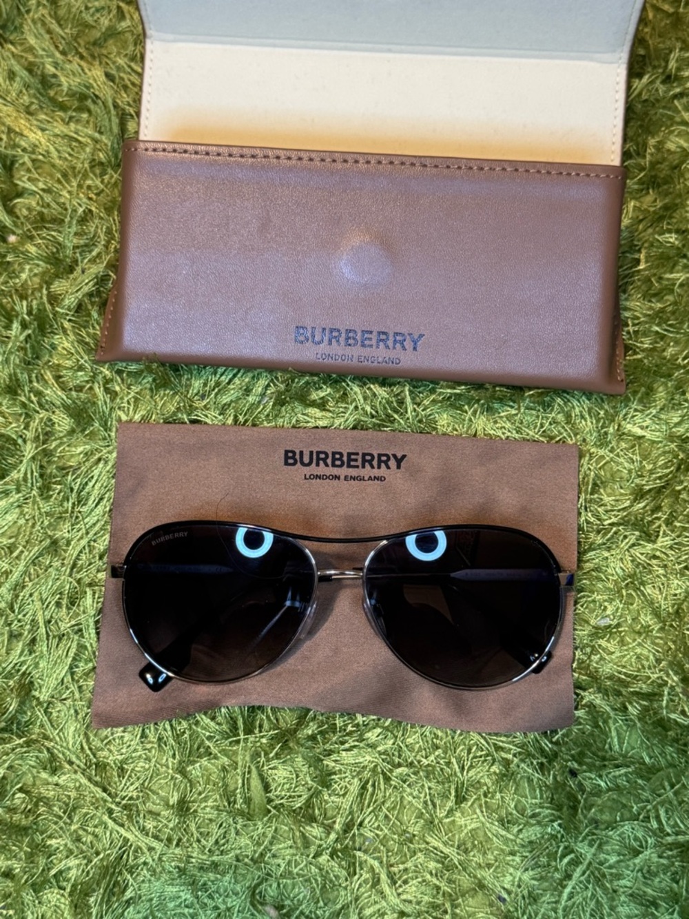 Burberry Black and Brown Aviator Sunglasses with Case